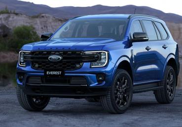 Khám phá Everest Sport 2022 màu xanh dương ấn tượng